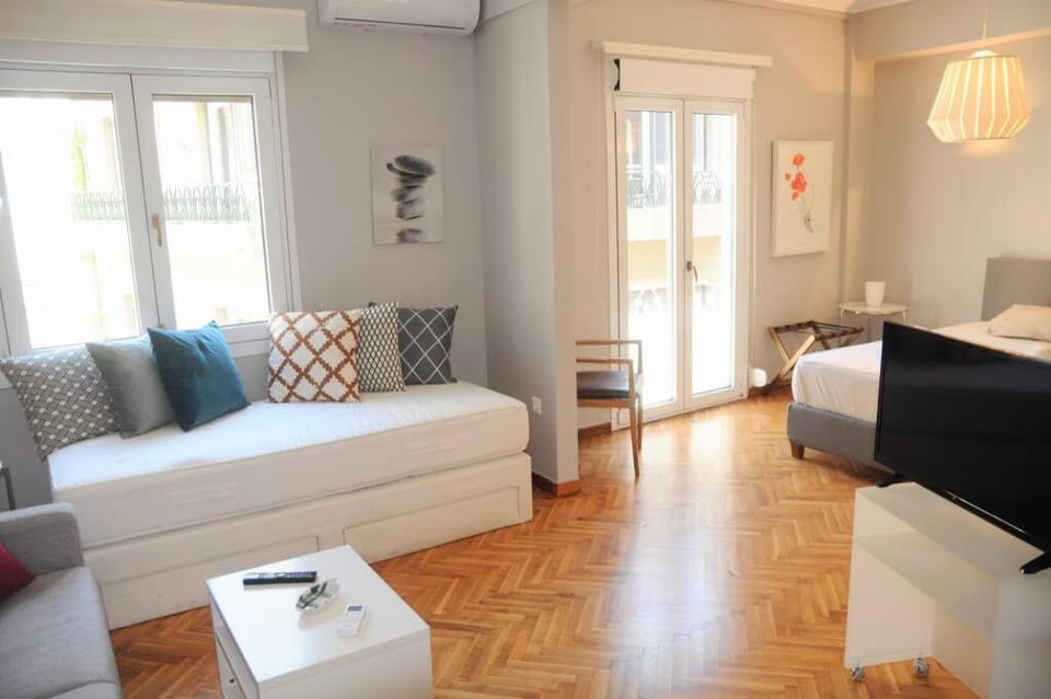 Lovely apartment under the Acropolis Apartment in Plaka
