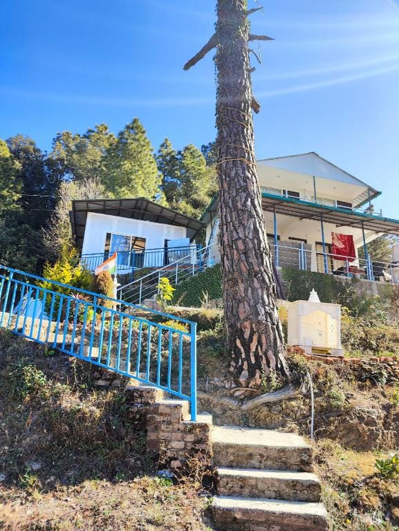 The Plum Cottage Hotel in Uttarakhand