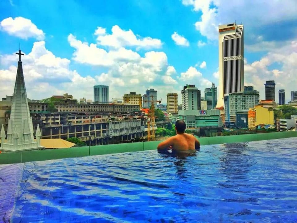 BEST SKY POOL at Bukit Bintang & KL City Centre 1 Vacation rental in Federal Territory of Kuala Lumpur