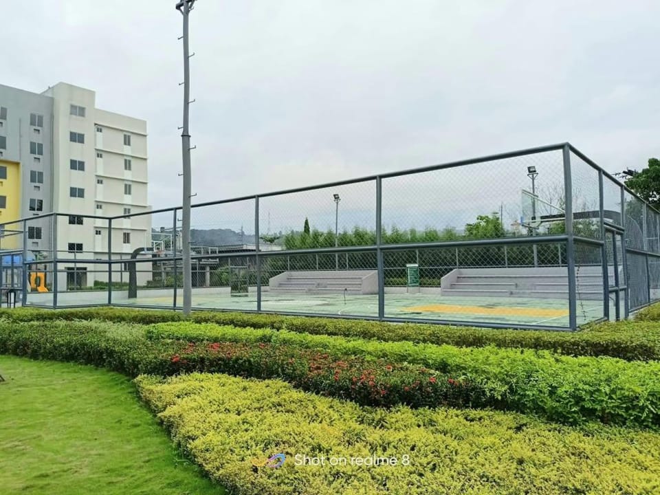Riz's Condo 2-BR / 1T&B 8 Spatial Maa unit 8301 Apartment in Davao City