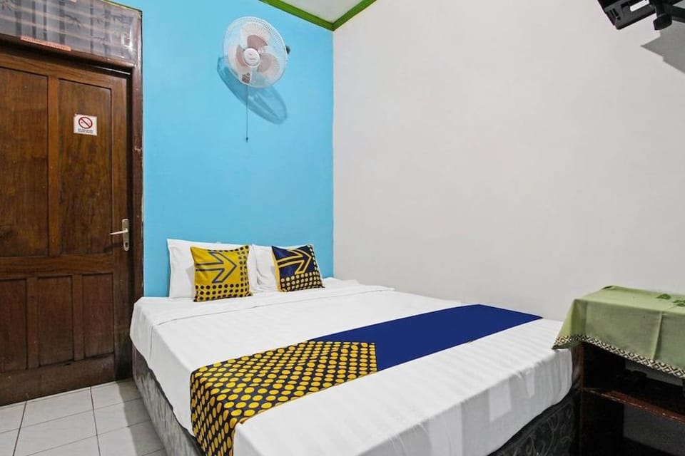 SPOT ON 91911 Rejeki Homestay Syariah Malioboro Hotel in Yogyakarta