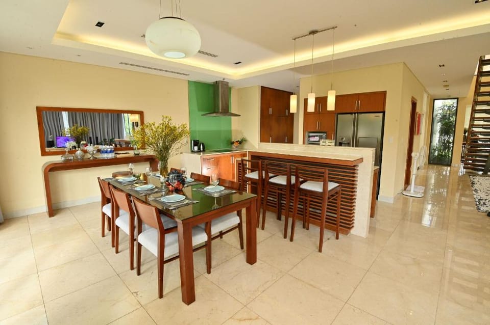 OV. Perfect 3 bedroom Villas at DaNang Beach Villa in Hoa Hai