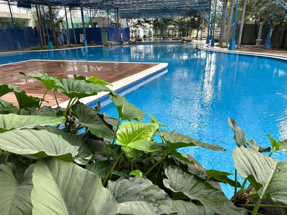 Boho 2 Bedroom Condo with Pool Apartment in Pasig