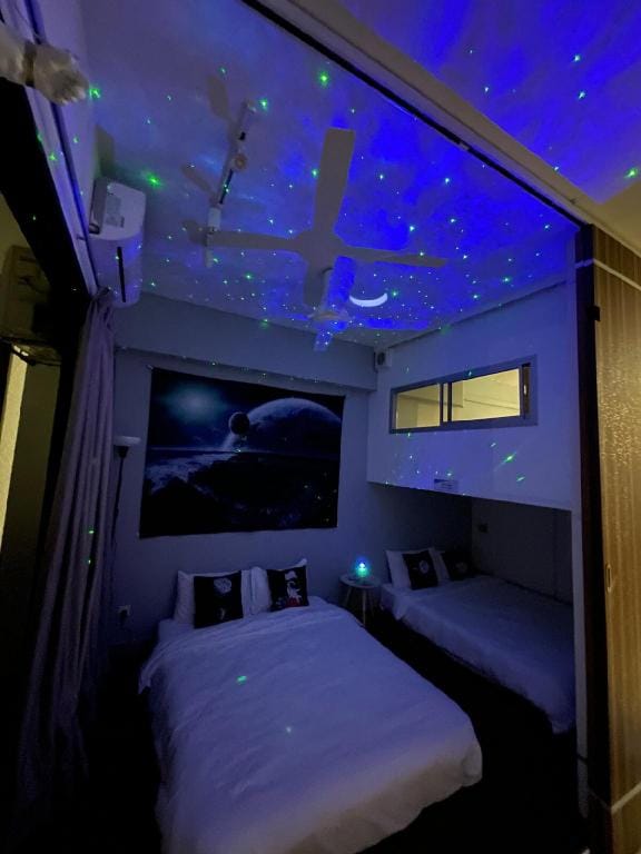 Midhills Space Astronaut Theme 9 Pax WIFI Genting Vacation rental in Selangor, Malaysia
