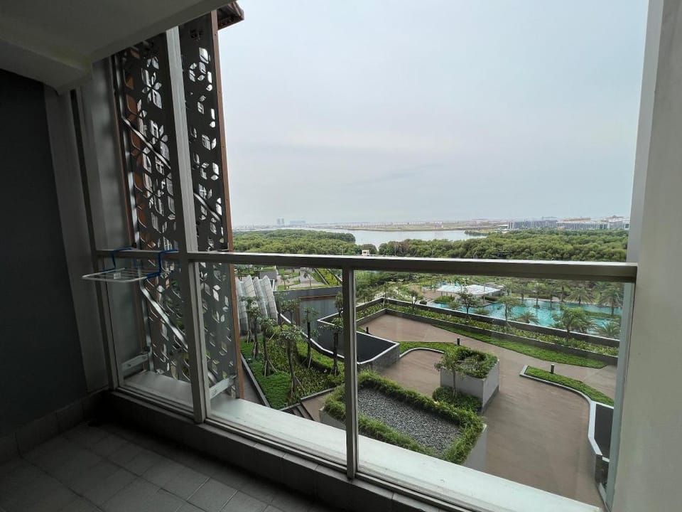 PIK Gold Coast Sea View Apartment Apartment in Jakarta