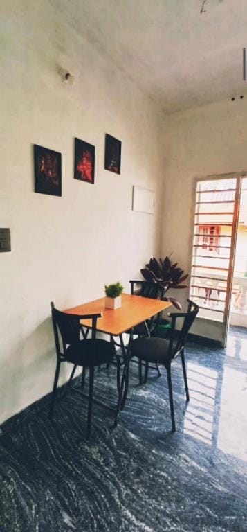 Raelyn's Homestay (Double Room) Vacation rental in Kochi