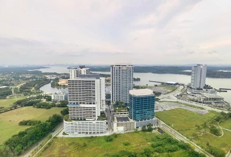 Almas Netflix 100mbps By STAY Apartment in Johor