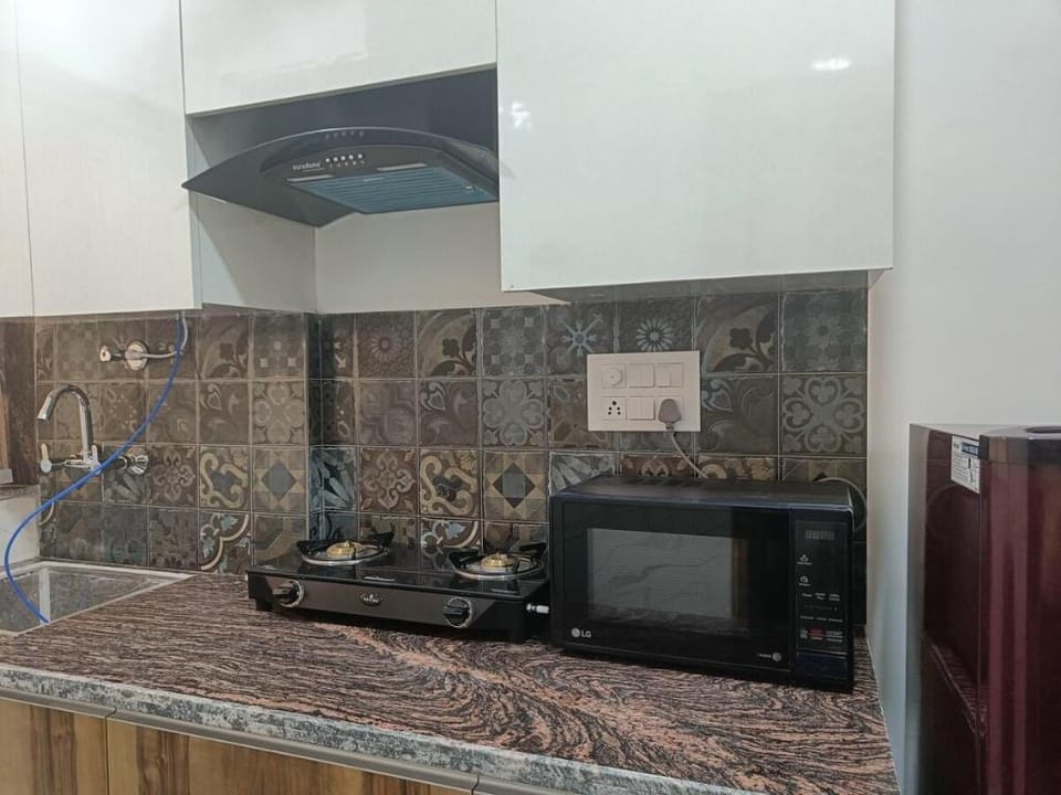 BnBBuddy Classy Studio Apt (903) in Central Delhi Apartment in Delhi