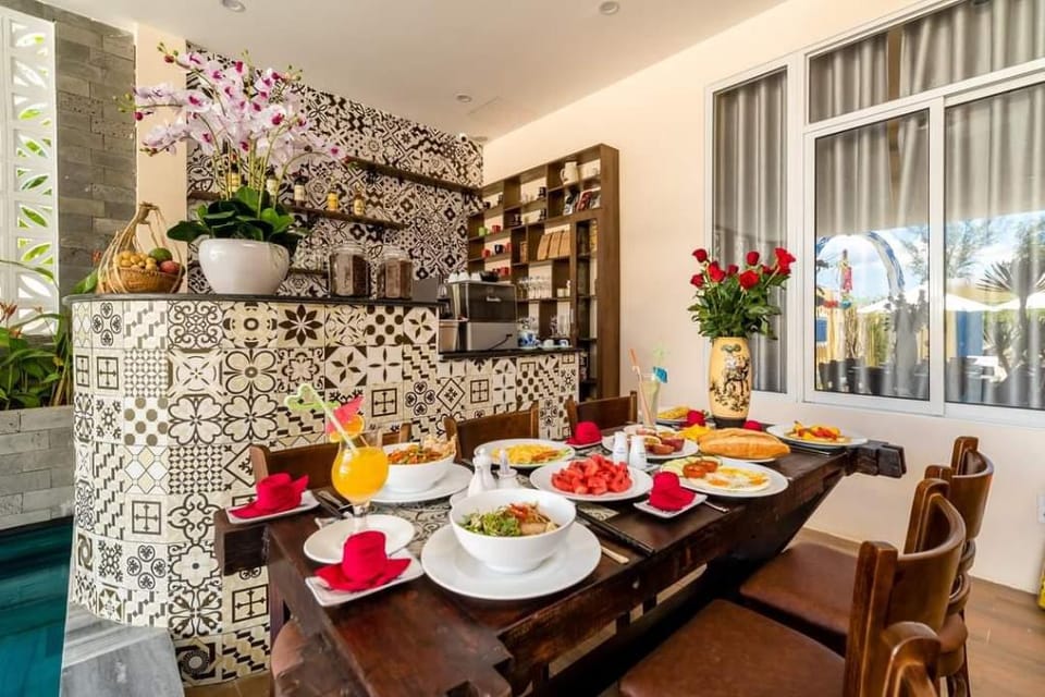 Homestay Golden Walls  Hoi An Villa in Hoi An