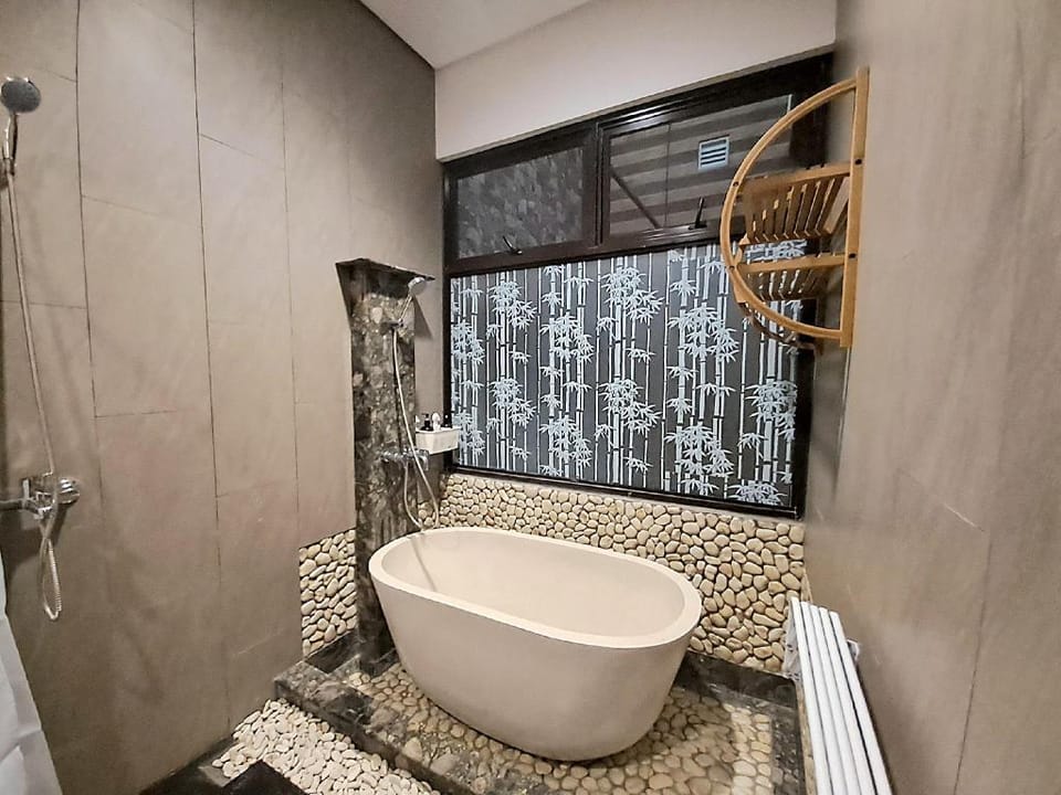 THE IVORY Pet-Friendly 2BR Villa Vimala Hills Villa in West Java