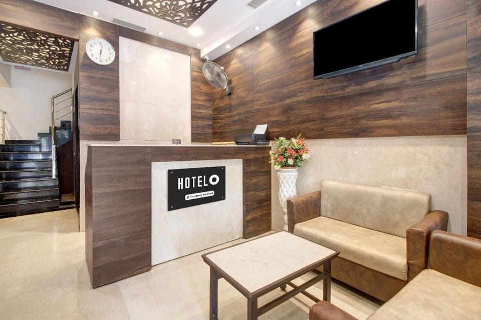 Hotel O Vijayawada Near Railway Station Hotel in Vijayawada
