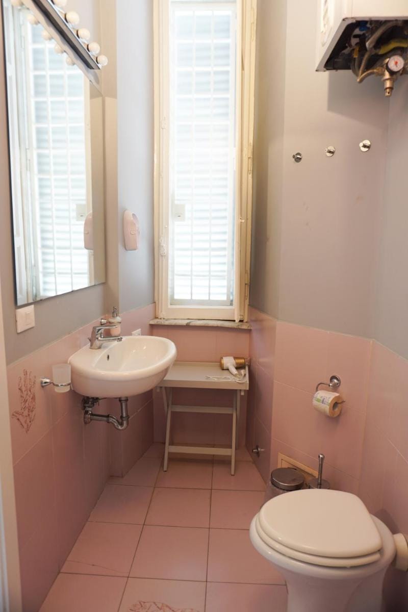 Tarshito Gallery House Roma Bed and Breakfast in Rome