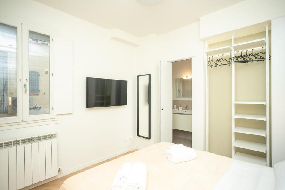 Modena Centro Junior Suite Apartment in Modena