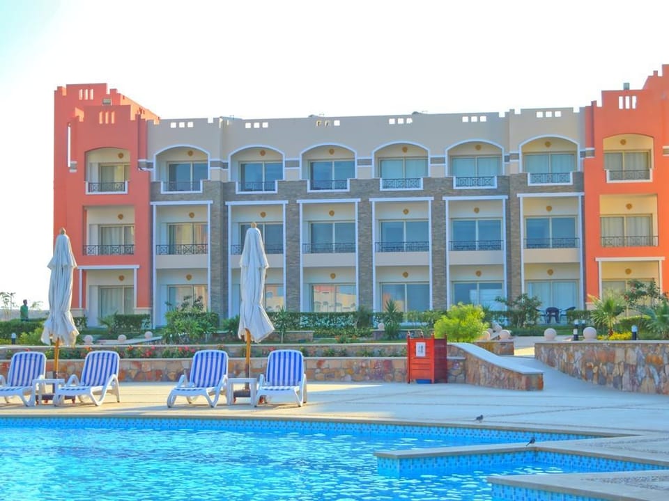 Oyster Bay Beach Suites Apartment hotel in Red Sea Governorate