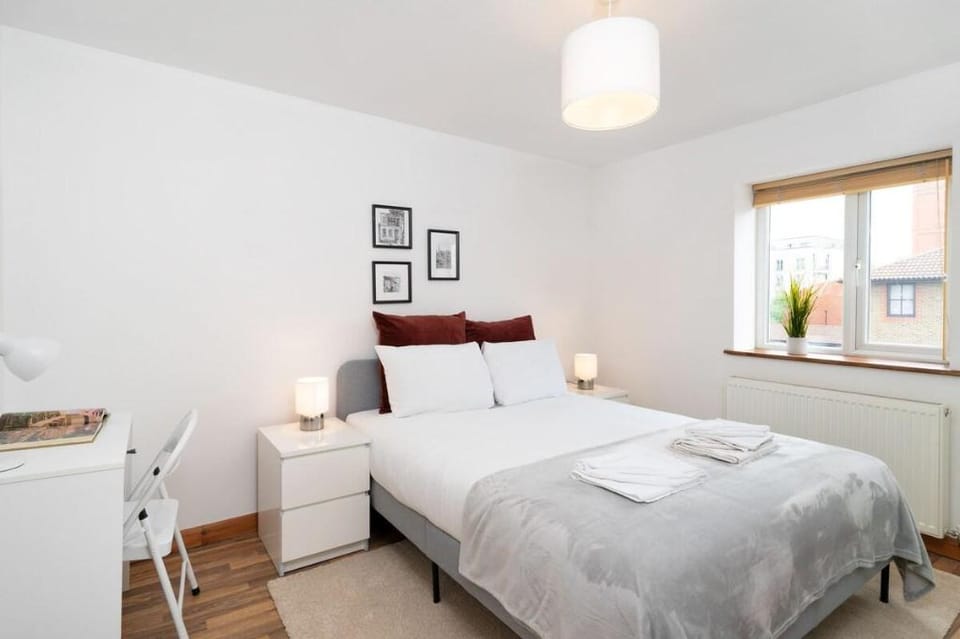 Omega - Excellent location 3BR Maisonette Apartment in London Borough of Islington