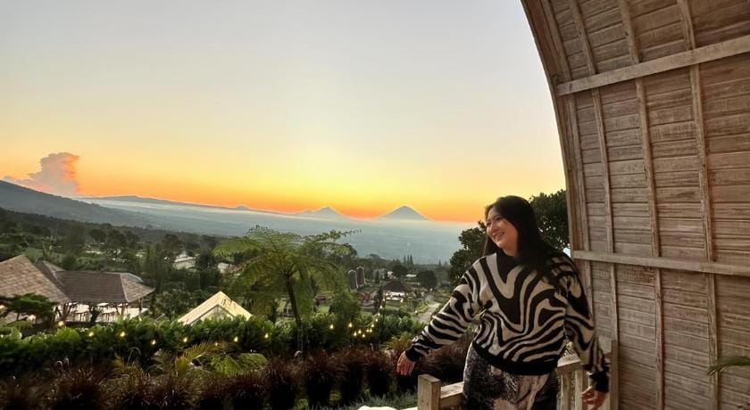 The Blooms Villas Lodge in Bali