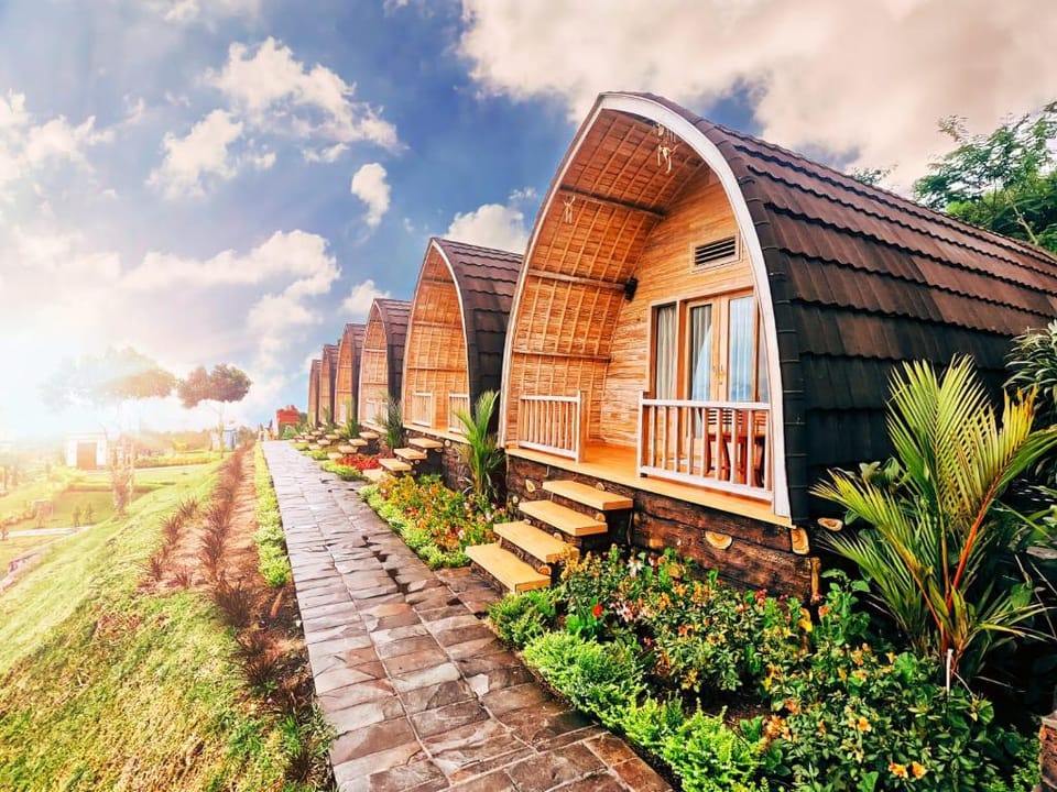 The Blooms Villas Lodge in Bali