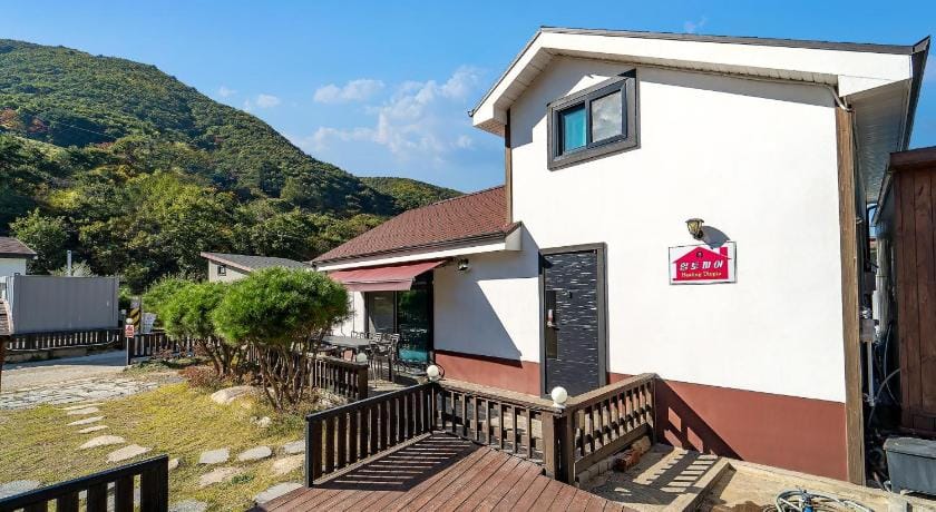 Gyeongju Hiltopia Kids Pool Villa Bed and Breakfast in South Korea