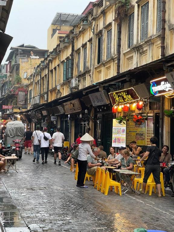 Migo Housing-Centre Old Quarter-Fun And Noisy Apartment in Hanoi