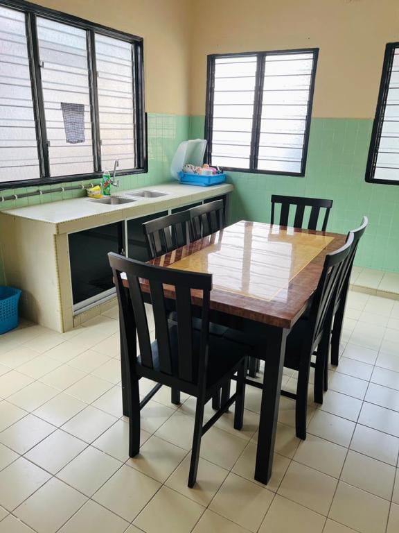 D'Twins Guesthouse Ipoh @ Lost World of Tambun Vacation rental in Ipoh