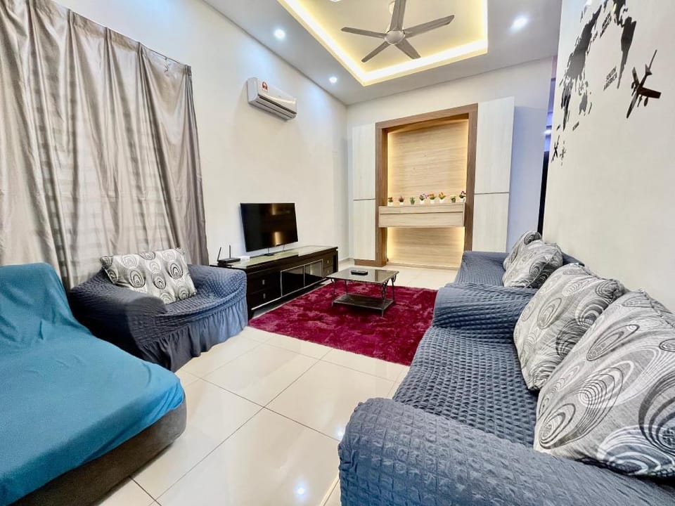 Comfort 36 Entire House At Alma Bukit Mertajam Vacation rental in Penang