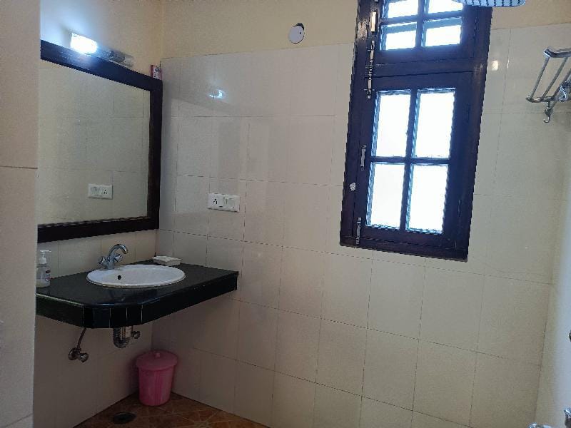 Hot stuff Hotel Restaurant and Bar  Villa in Himachal Pradesh
