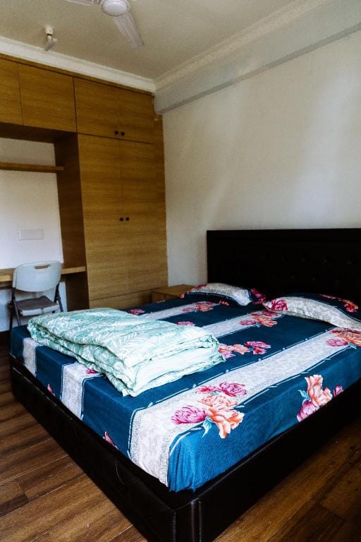 RVR Home -Private Rooms For VIP Lifestyle Apartment in Bengaluru