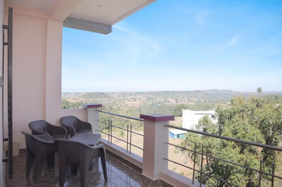 Resort Shivneri Hotel in Maharashtra