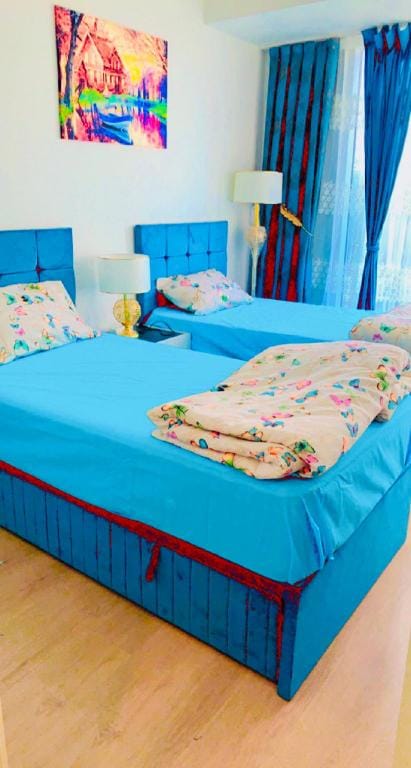 Lovely 2 Bed apartment with Big Garden & pool view Apartment in Istanbul