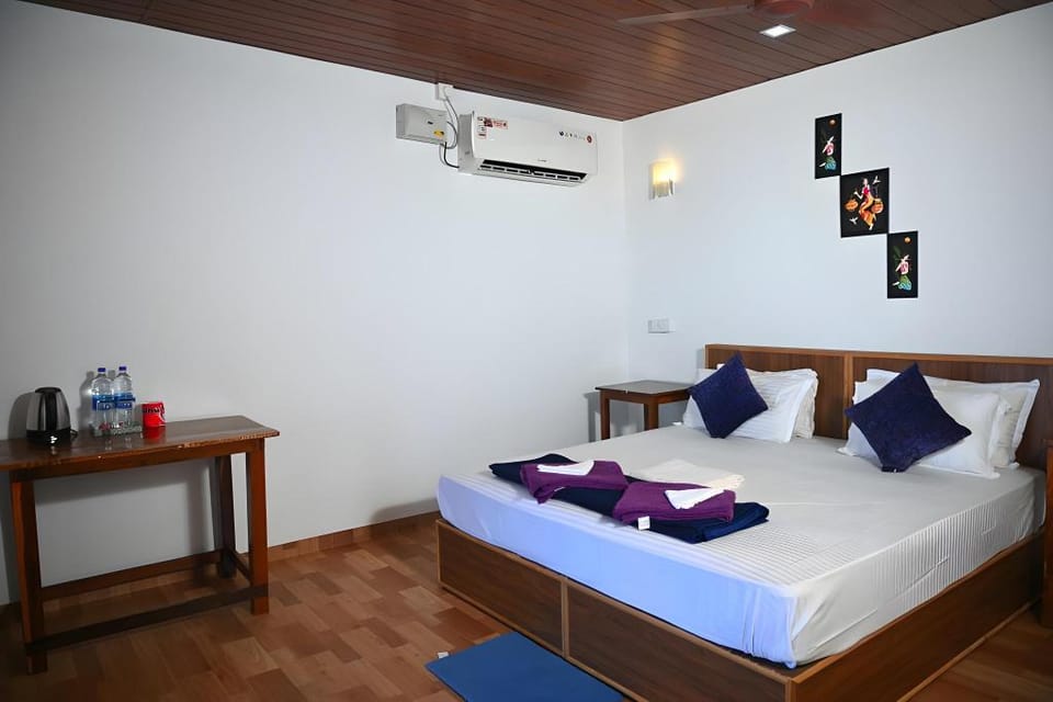 Madhu Huts Agonda Hotel in Agonda