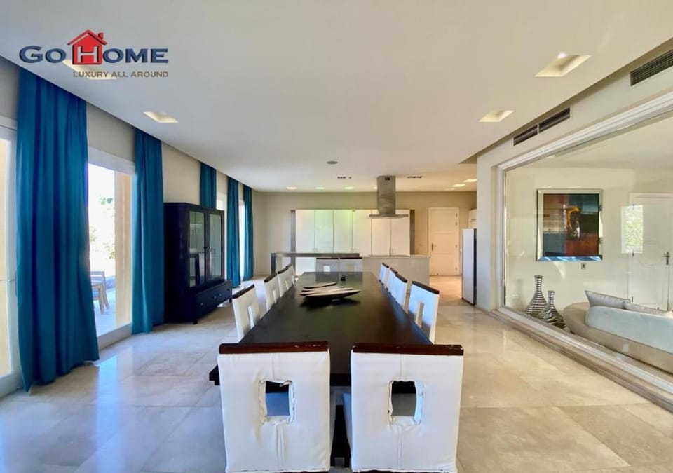 Luxury villa in new marina Villa in Hurghada