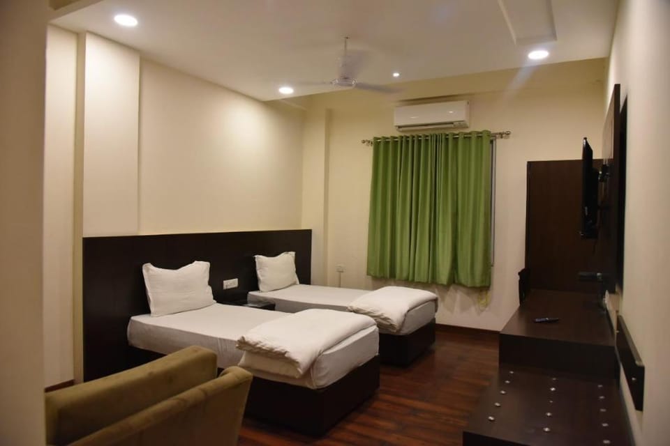 AVASA INN Hotel in Lucknow