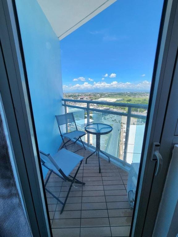 City & Arayat view WiFi Netflix by J&M Staycation  Apartment in Calabarzon
