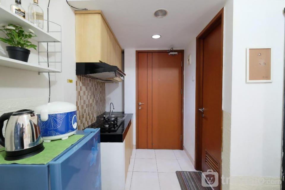 Studio 10th Floor Margonda Residence 5 By Travelio Apartment in West Java