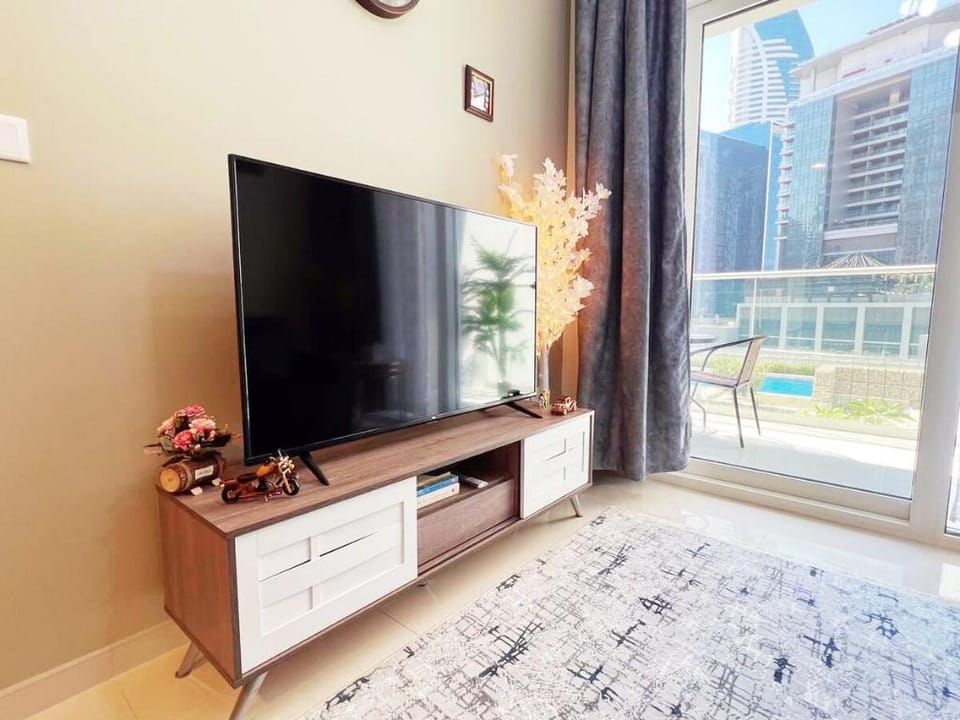 Stellar Holiday Homes-Reva Residence Business Bay Apartment in Dubai