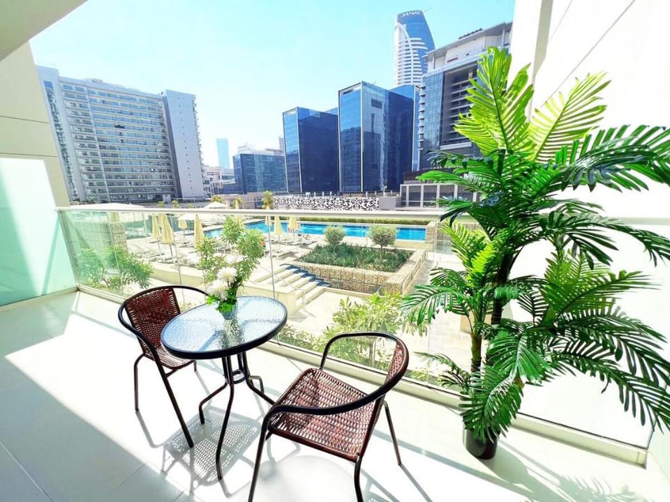 Stellar Holiday Homes-Reva Residence Business Bay Apartment in Dubai