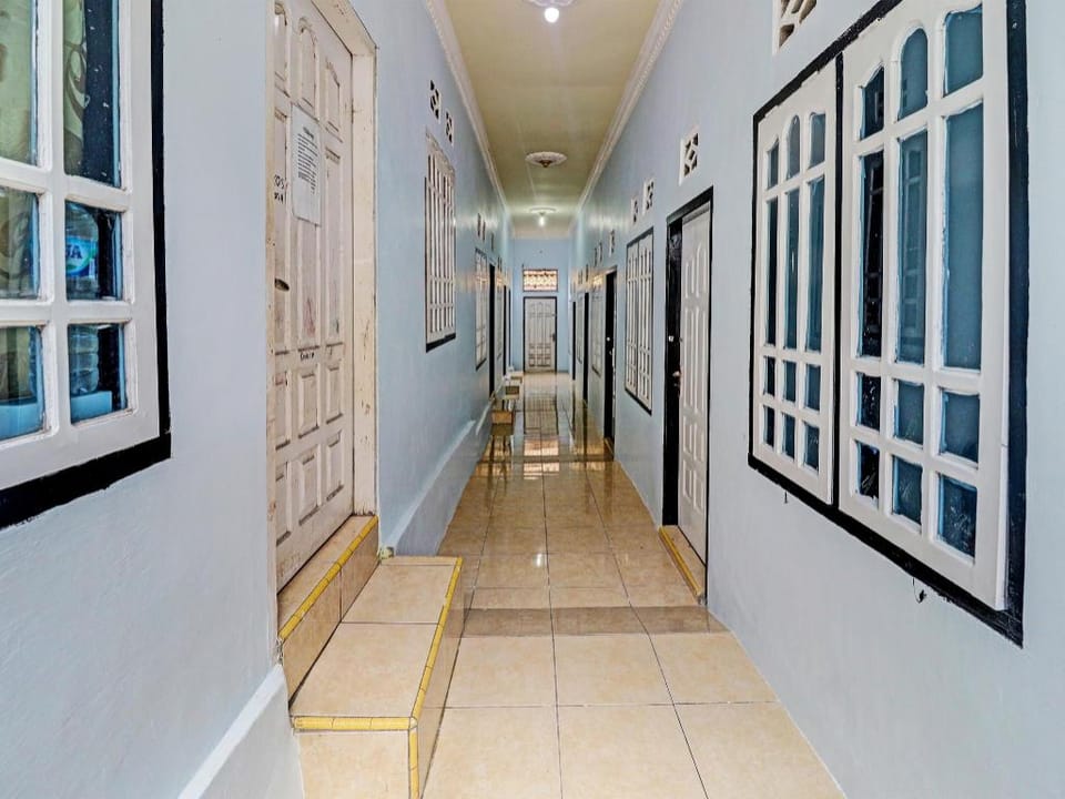 OYO 91886 Bfs Homestay Syariah Hotel in Indonesia