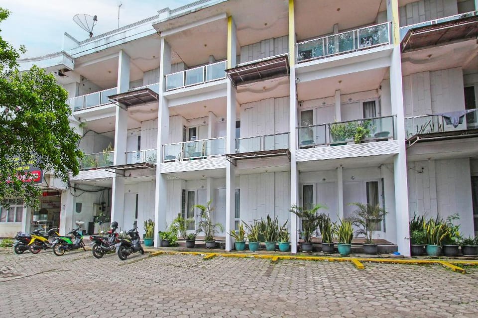 OYO Life 91957 Hotel Roda Mas 2 Hotel in Indonesia