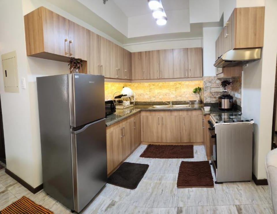 Bristle Ridge Cozy Luxurious 3BR 2TB Condo Unit Vacation rental in Baguio