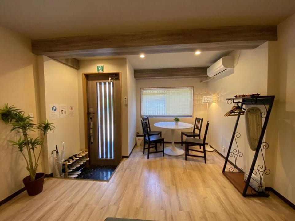 NEW！-杉-Detached House Sleeps 12, 5 min to Namba! Vacation rental in Osaka