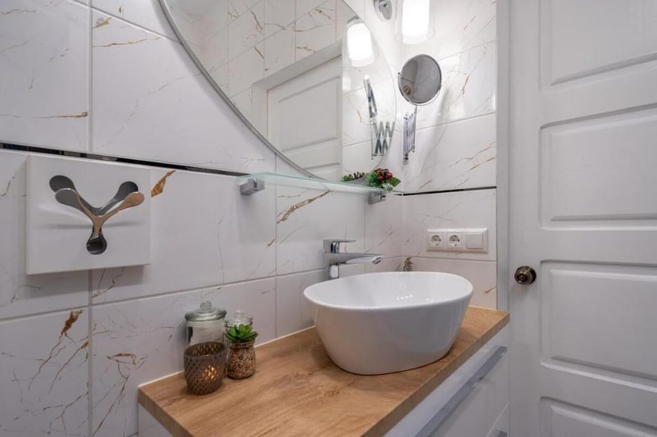 Joya Mia - the soul of Riga + free parking & EVC Apartment in Riga