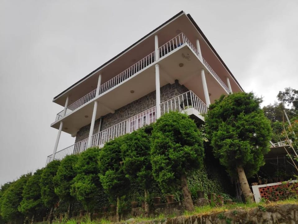 status hillpark Apartment in Kodaikanal