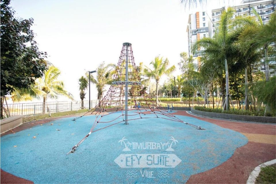 AMAZING ? Seaview & Poolview by EfySuite Timurbay Apartment in Terengganu, Malaysia