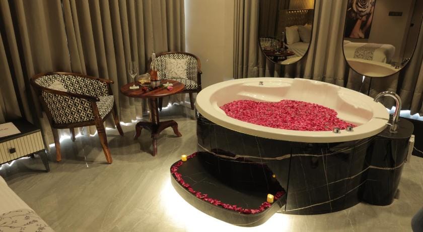 Apricot , Motera Hotel in Ahmedabad