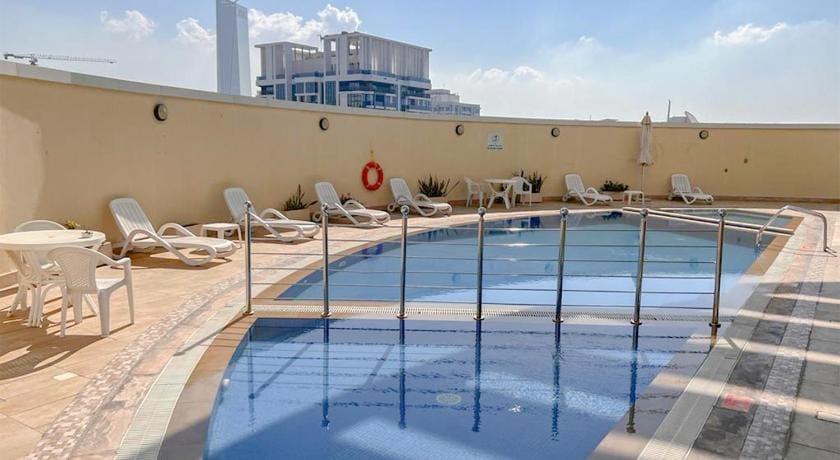 Cosmos Living Luxurious Studio Near Dubai Marina Apartment in Dubai