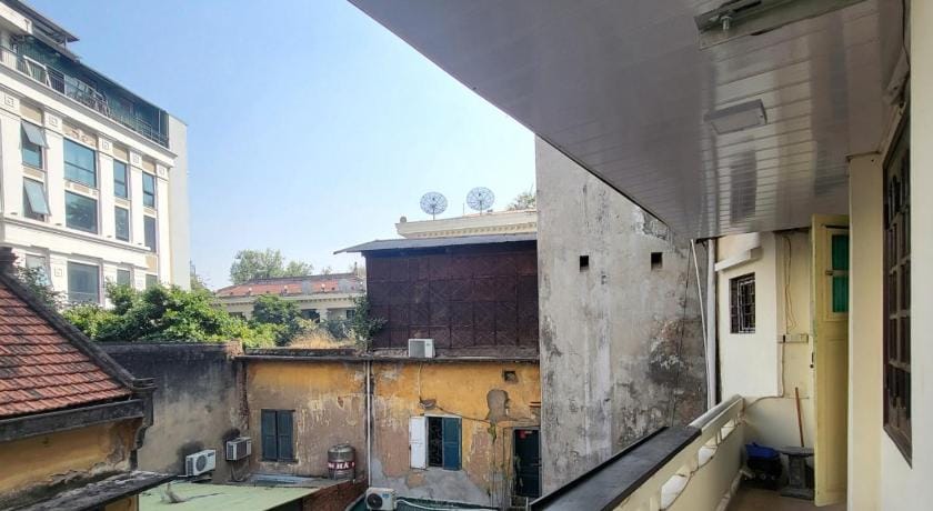 Ancient villa 108m2 duplex next to Hoan Kiem Lake Apartment in Hanoi