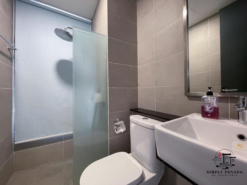 LaMaison13#2CarPark#500mbpsWifi#Georgetown#SPool Apartment in George Town