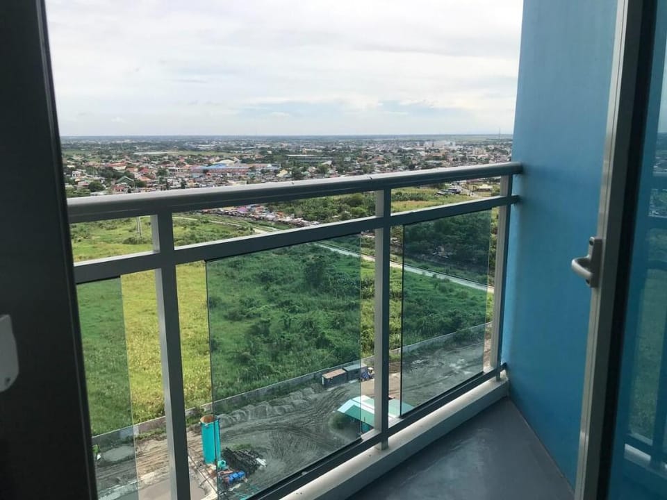 Brand New Holiday Space @ Azure Vacation rental in Calabarzon