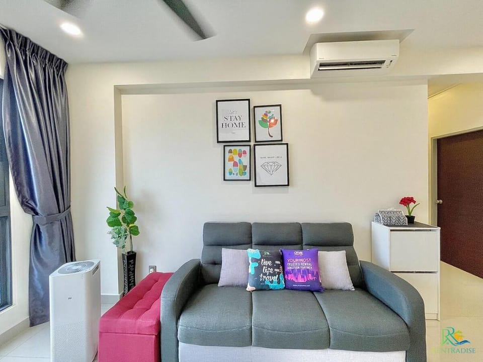 Nica • VSummer • 2BR 4Pax• near CIQ/City Square Vacation rental in Johor Bahru