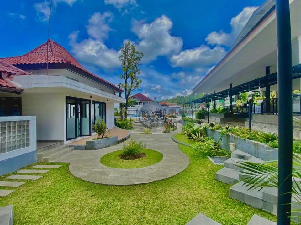 Hotel & Wisma Bintang Jadayat Hotel in Cisarua